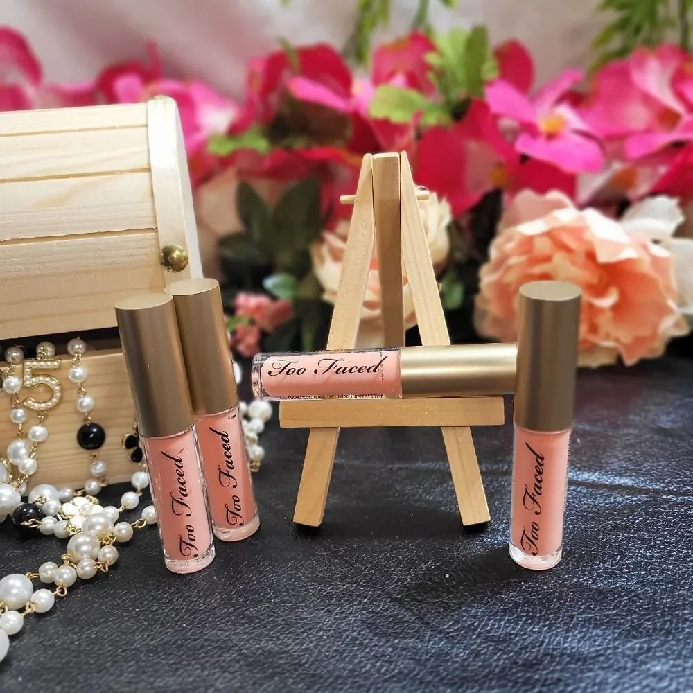 New Too Faced Lip Gloss - Naked Dolly